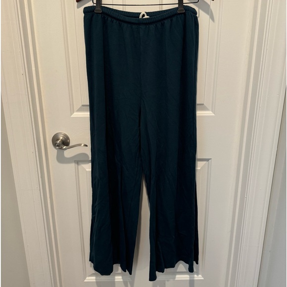 aerie Pants - Aerie Wide Leg Green Sweatpants Size L Short